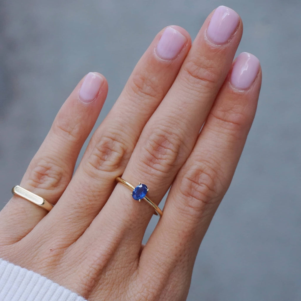 <tc>Manut Ring</tc>