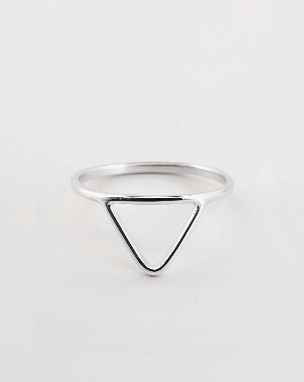 Anillo Triángulo