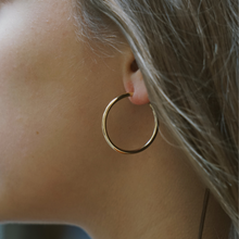 Cargar imagen en el visor de la galería, Aros (Oro 18kt)