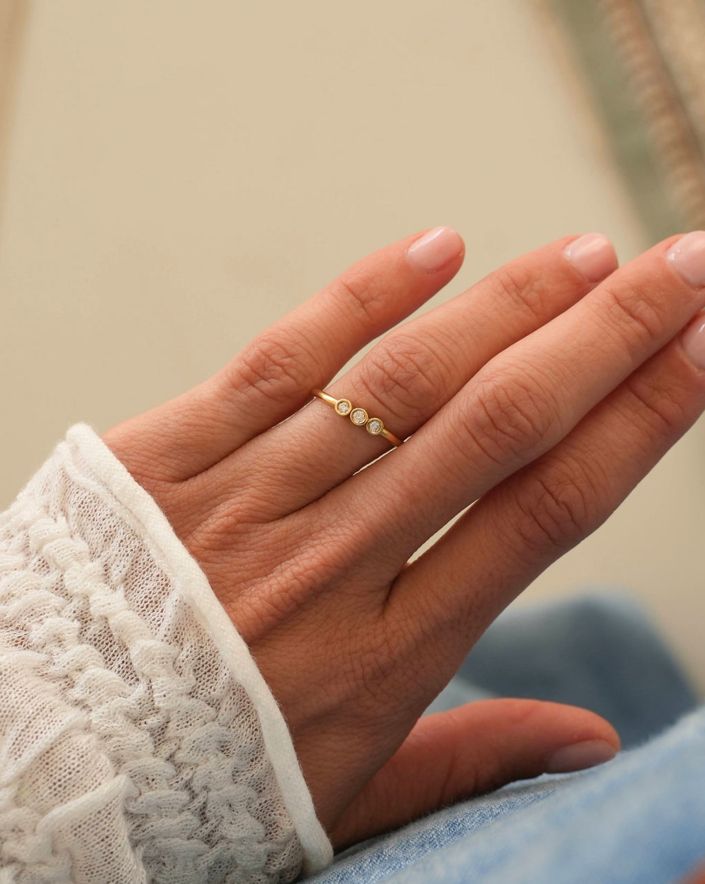 Anillo Dina