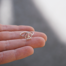 Télécharger l&#39;image dans la visionneuse de galerie, Bague paix taille 16