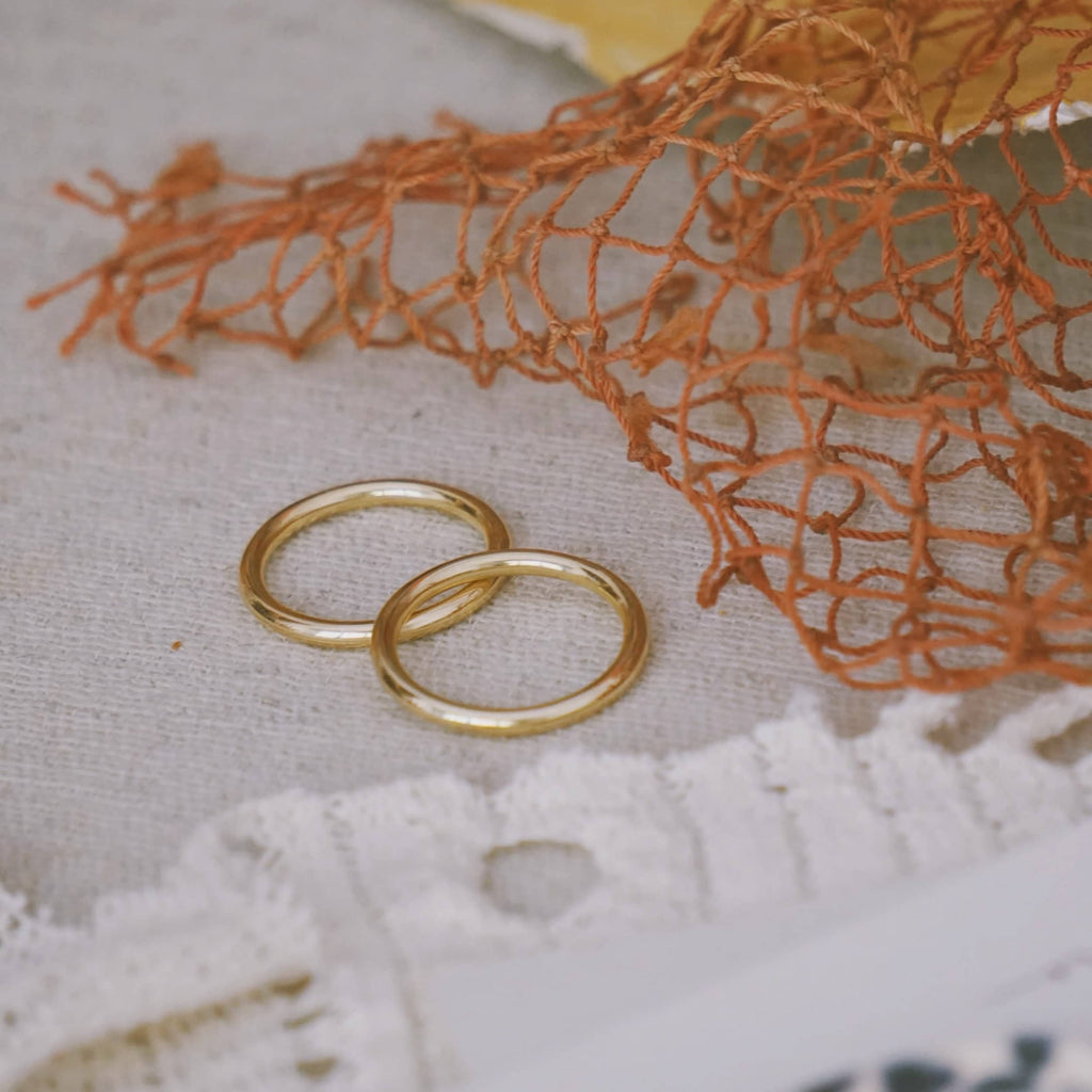 Bague simple + (Or 9 carats)