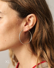 Cargar imagen en el visor de la galería, Pendientes Aros Plata