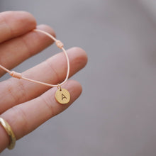 Cargar imagen en el visor de la galería, Collar Ita Hilo Oro