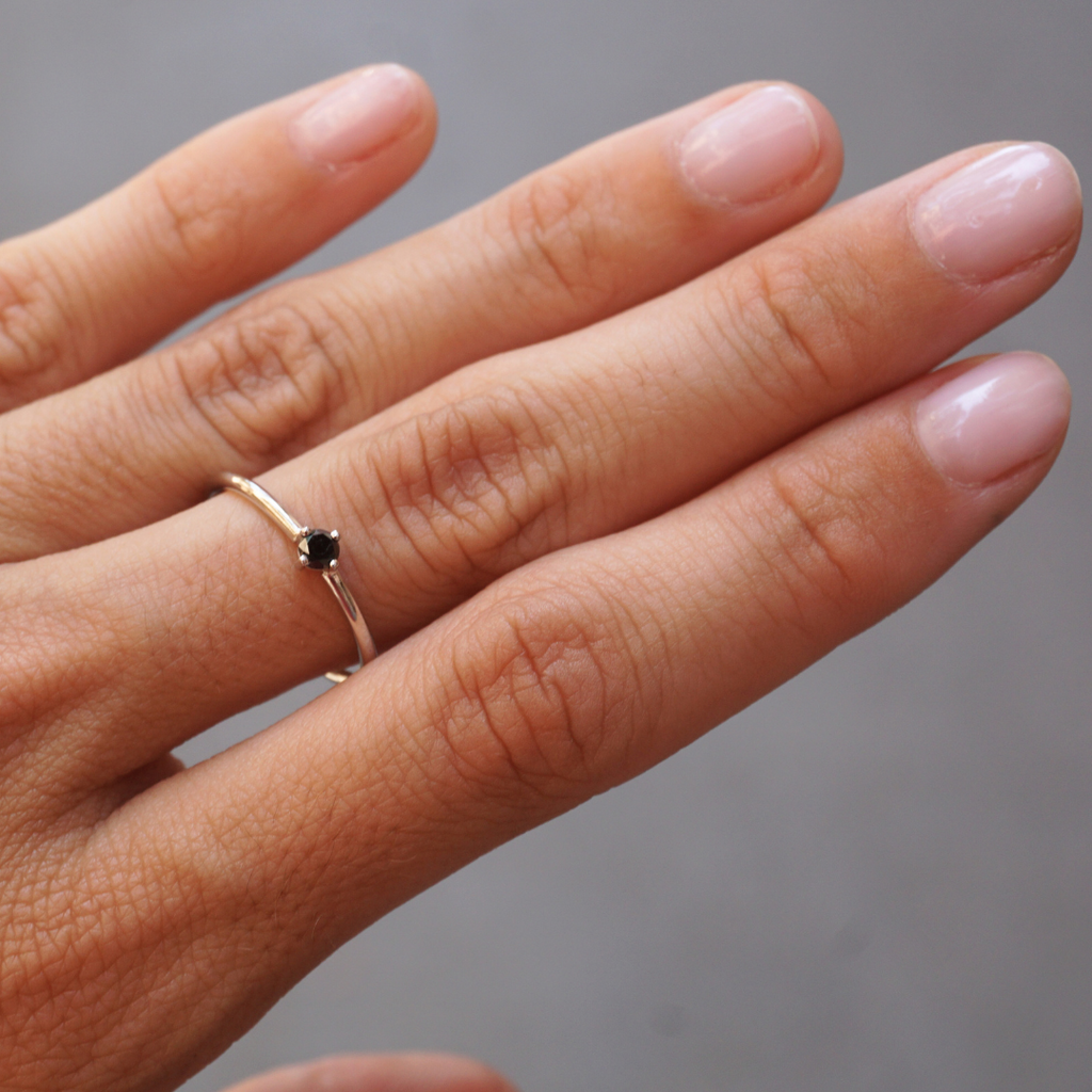 Minimalist black diamond ring online