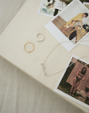Cargar imagen en el visor de la galería, Collar Mama