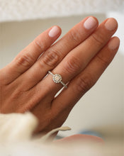 Upload image to gallery viewer, Rosette Ring