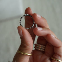 Upload image to gallery viewer, Rope Ring