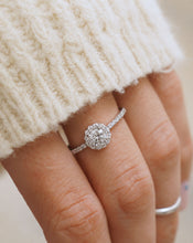 Upload image to gallery viewer, Rosette Ring