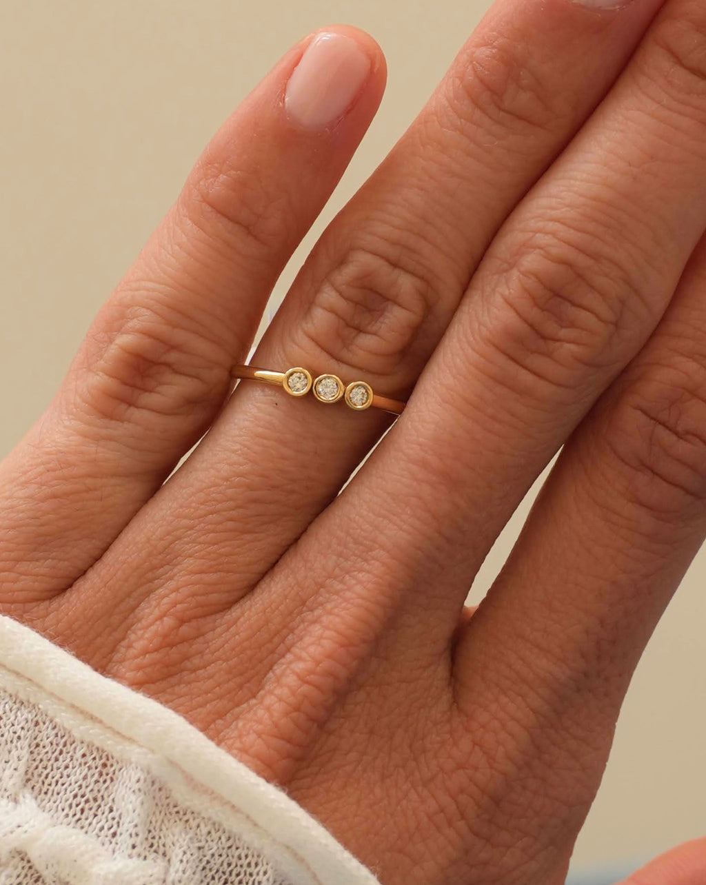Anillo Dina