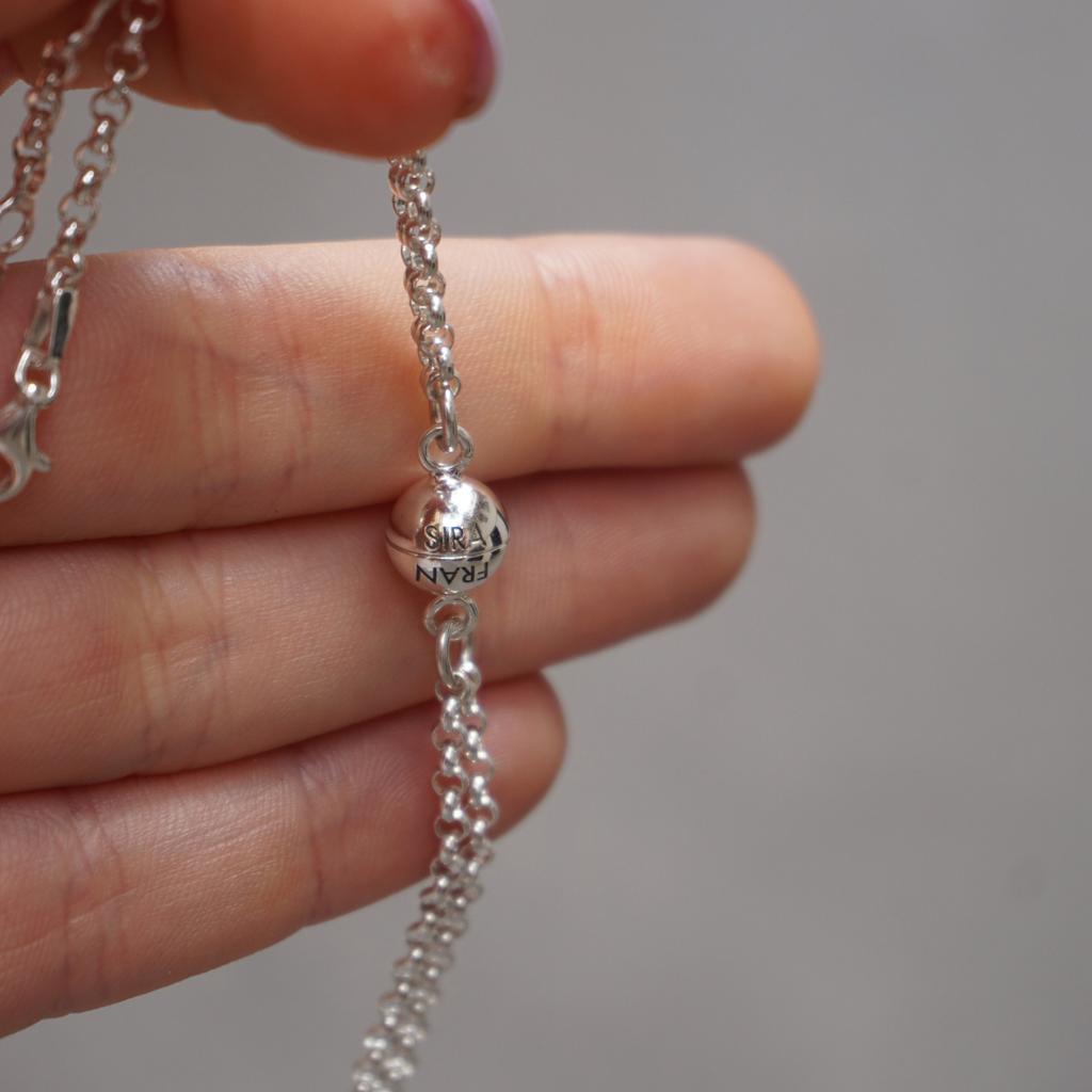 Pôles opposés (Collier ou Bracelet)