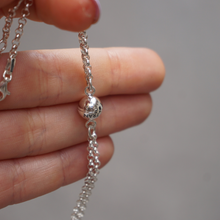 Télécharger l&#39;image dans la visionneuse de galerie, Pôles opposés (Collier ou Bracelet)