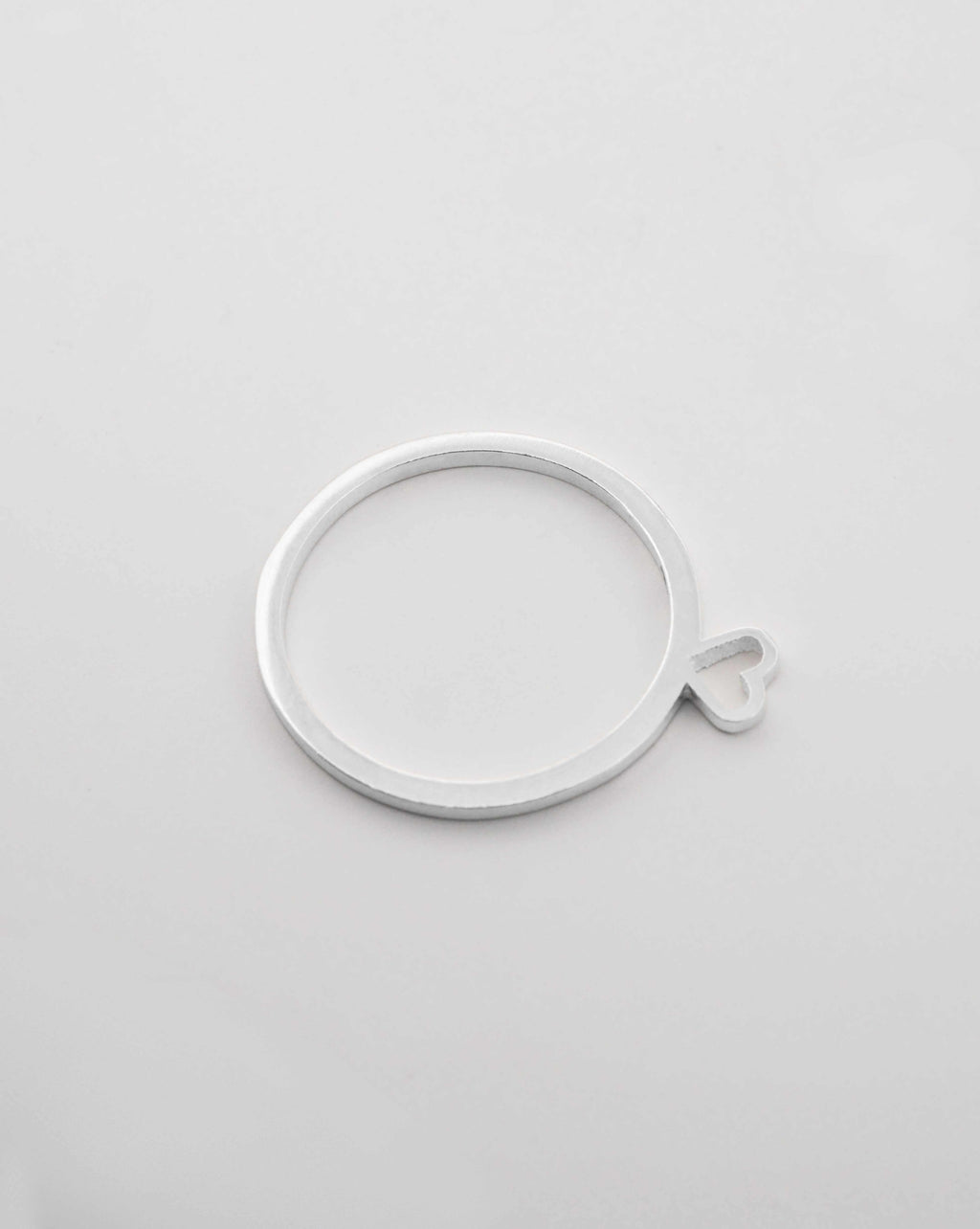 Anillo Out