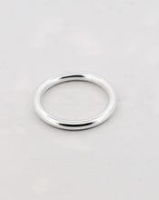 Upload image to gallery viewer, Simple Ring +