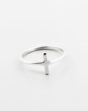 Cargar imagen en el visor de la galería, Anillo Cruz