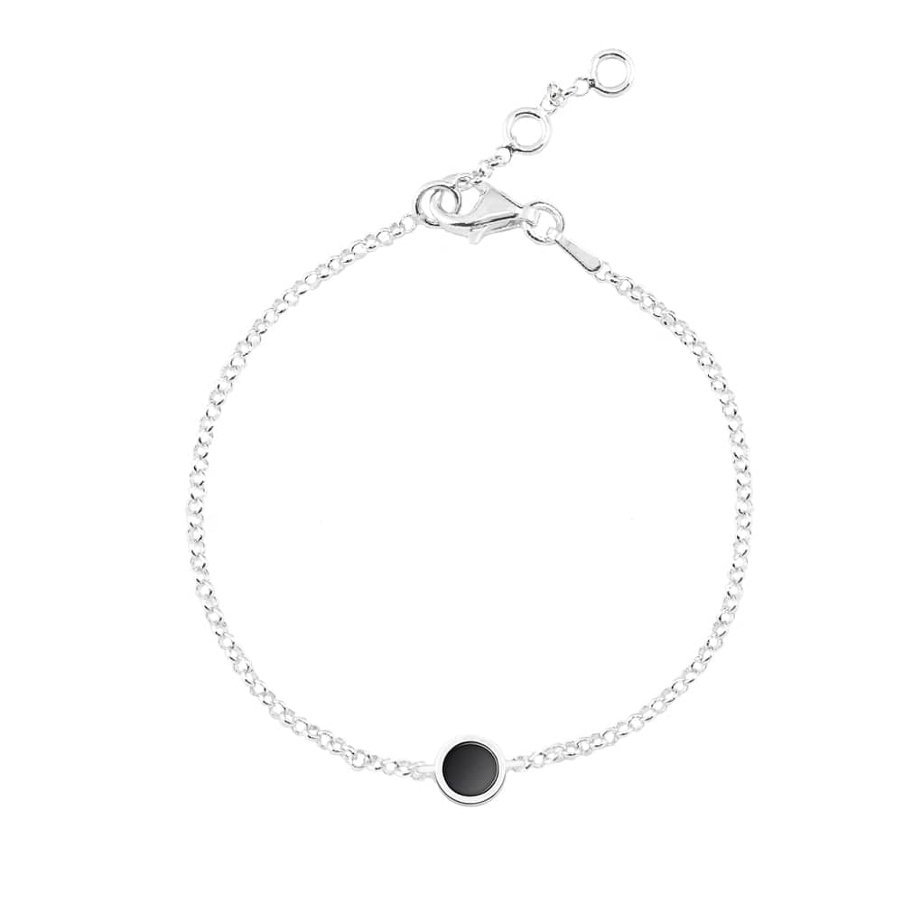 <tc>Moon Onyx Bracelet</tc>