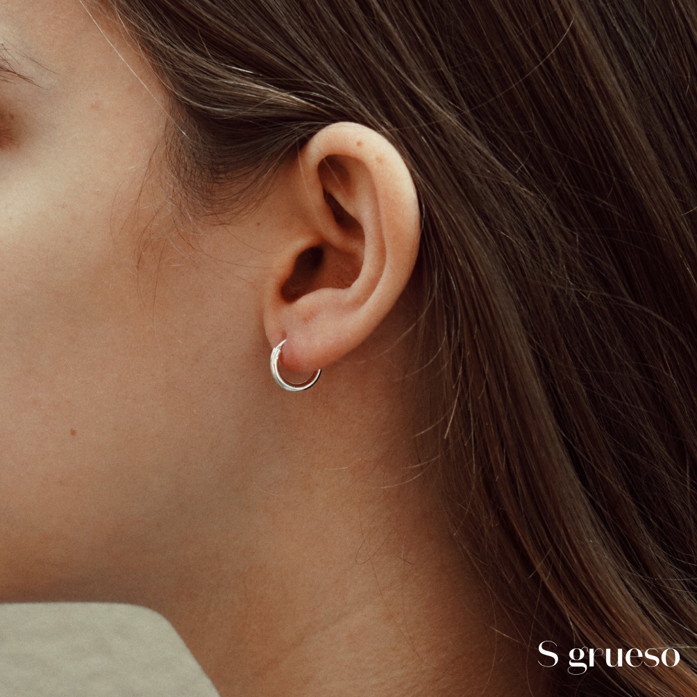 Womens silver 2025 hoop earrings