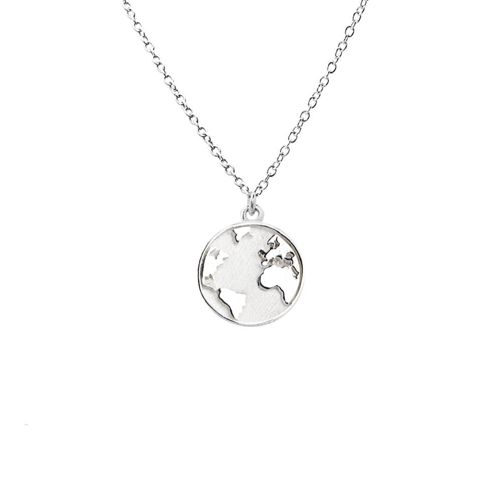 <tc>White Earth Necklace</tc>