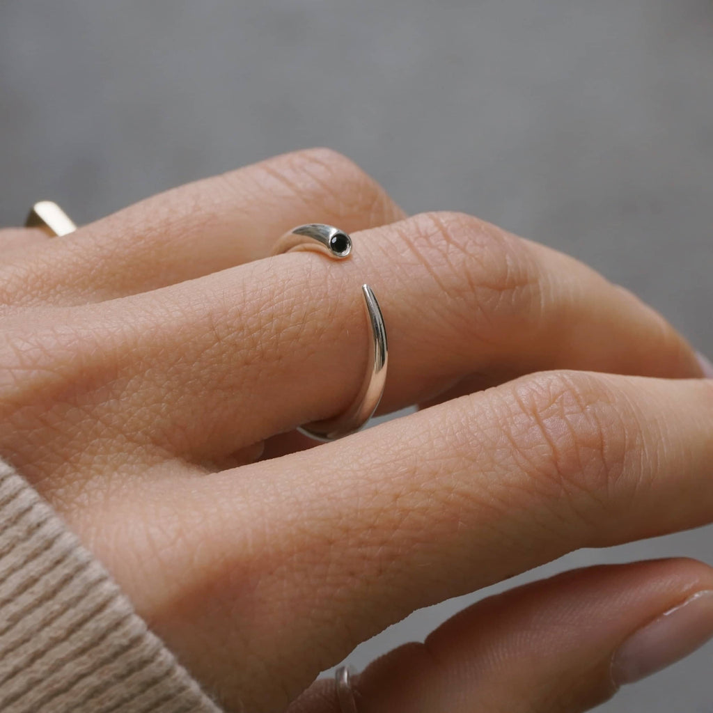 Black Dil Ring