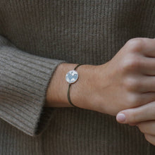 Cargar imagen en el visor de la galería, Pulsera Terra Grande Negra