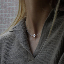 Cargar imagen en el visor de la galería, Collar Mini Floc