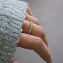 Cargar imagen en el visor de la galería, Anillo Five