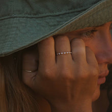 Cargar imagen en el visor de la galería, Anillo Hera (Oro 9k)